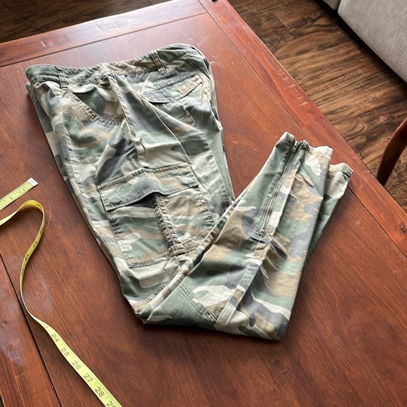 INC - international conception cargo pants - Picture 11 of 16